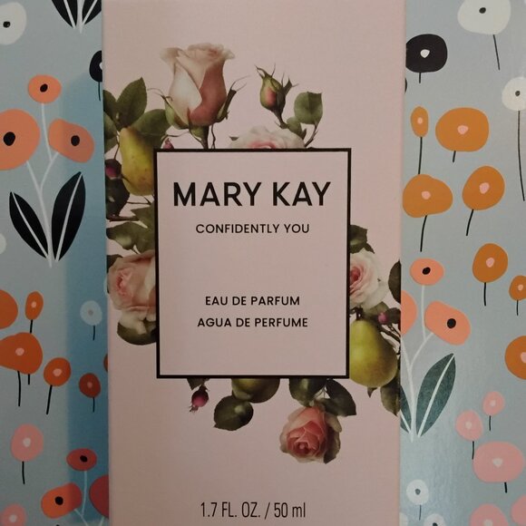 Confidently You Mary Kay New In Box!! - Picture 1 of 3